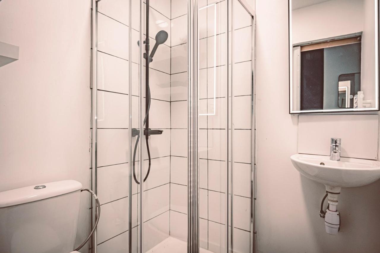 La Suite - Paisible et à deux pas de la gare Reims Esterno foto